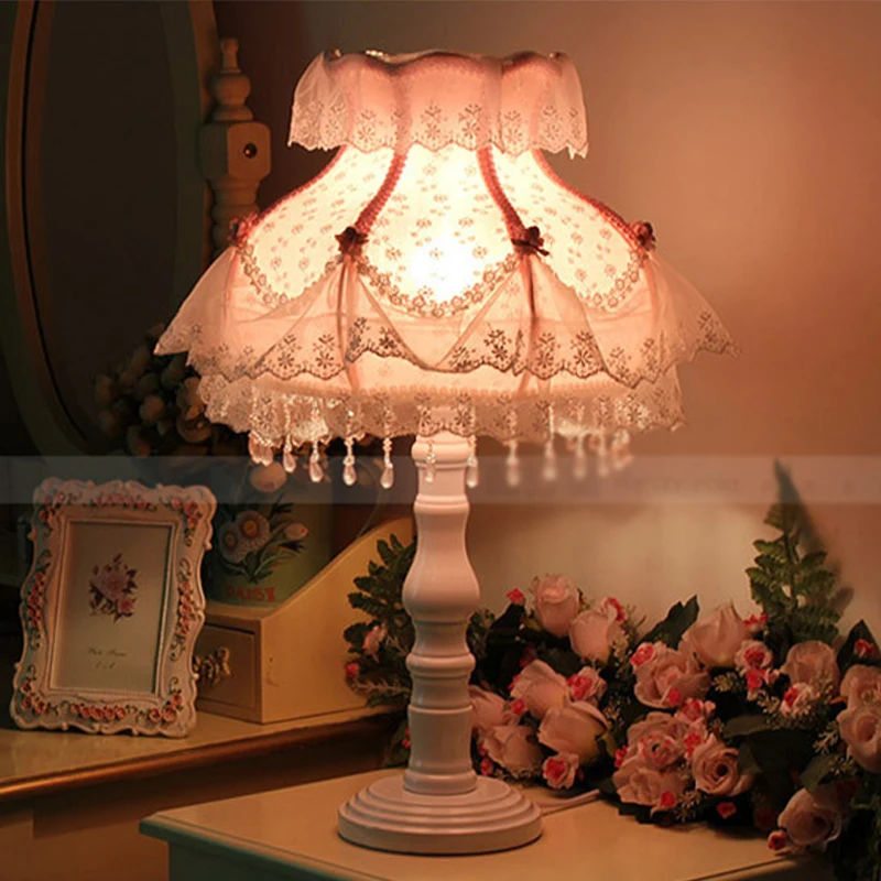 Creative Light Emitting Diode Desk Warm Romantic Decoration Princess Room Bedroom Bedside Dimming Desk Lamp