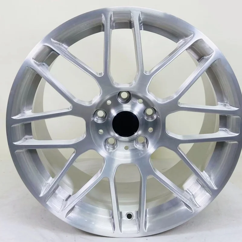 

High Quality 30mm Aluminium Alloy Hubs Silver Finish Forged 35mm ET Passenger Car Wheels for Automobile Modificatons