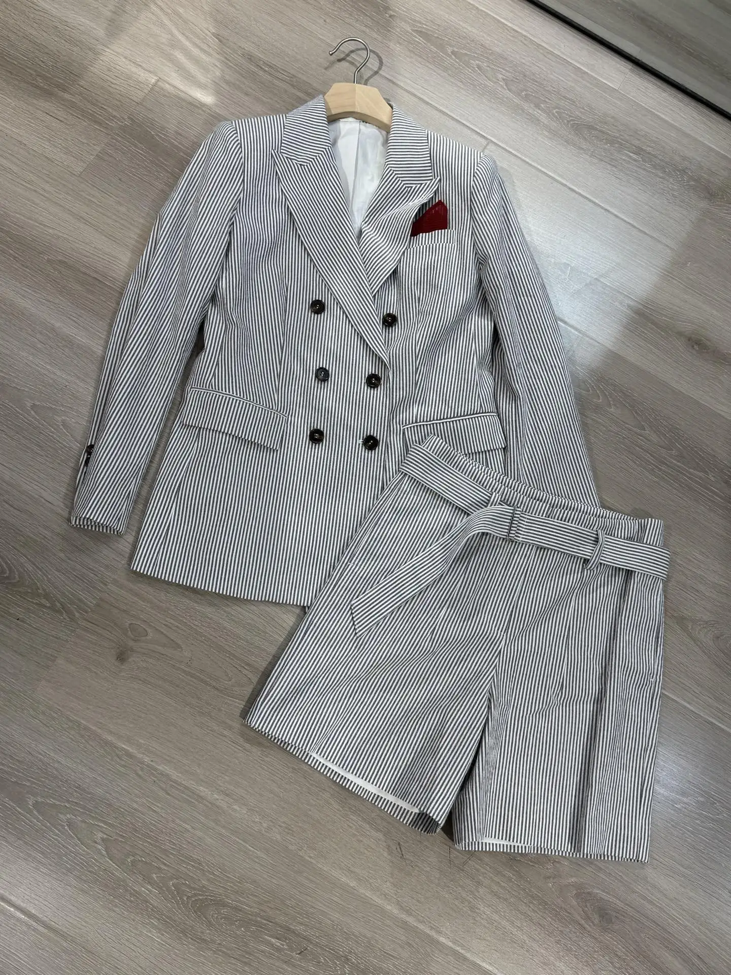 

2025 Spring And Summer New Light Grey High Quality Fashion Striped Cotton Linen Suit + Trousers