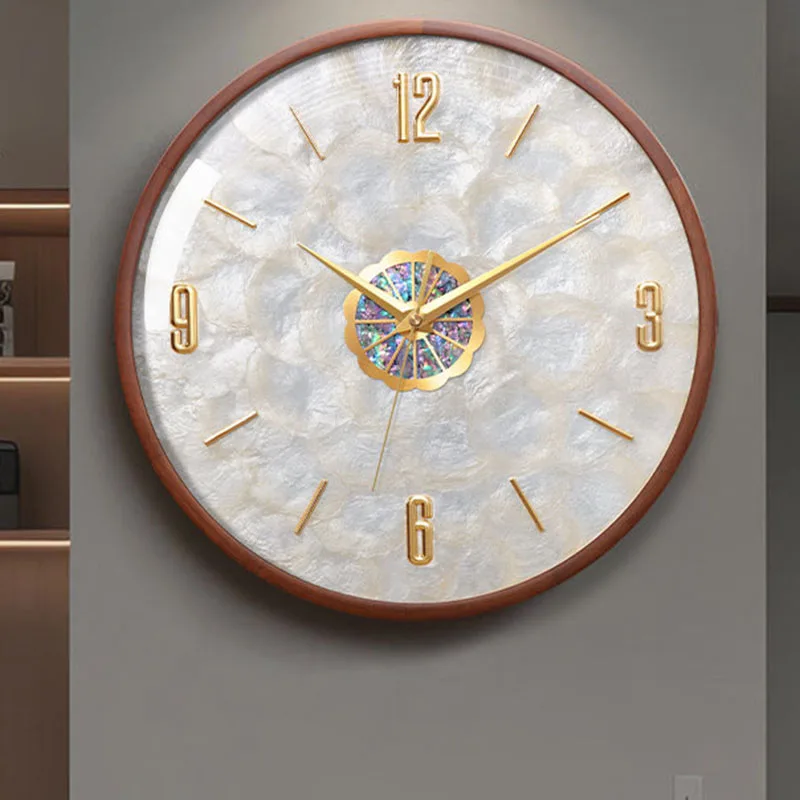Round Aesthetic Wall Watch Design Simple Fashion Creative Silent Wall Clocks Design Interior Horloge Murale Home Decoration