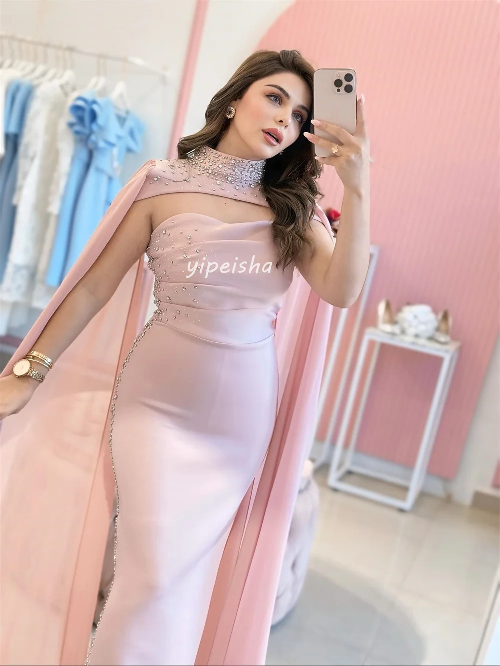 Robes mi-longues droites à col haut, Jersey formel complexe personnalisé avec perles et strass, robes d'occasion sur mesure, rétro exquis