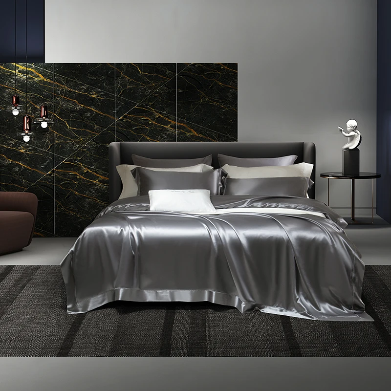 

2025 New High-Density Silk Quilt Cover 100% Mulberry Silk 40 Momme Luxe California King