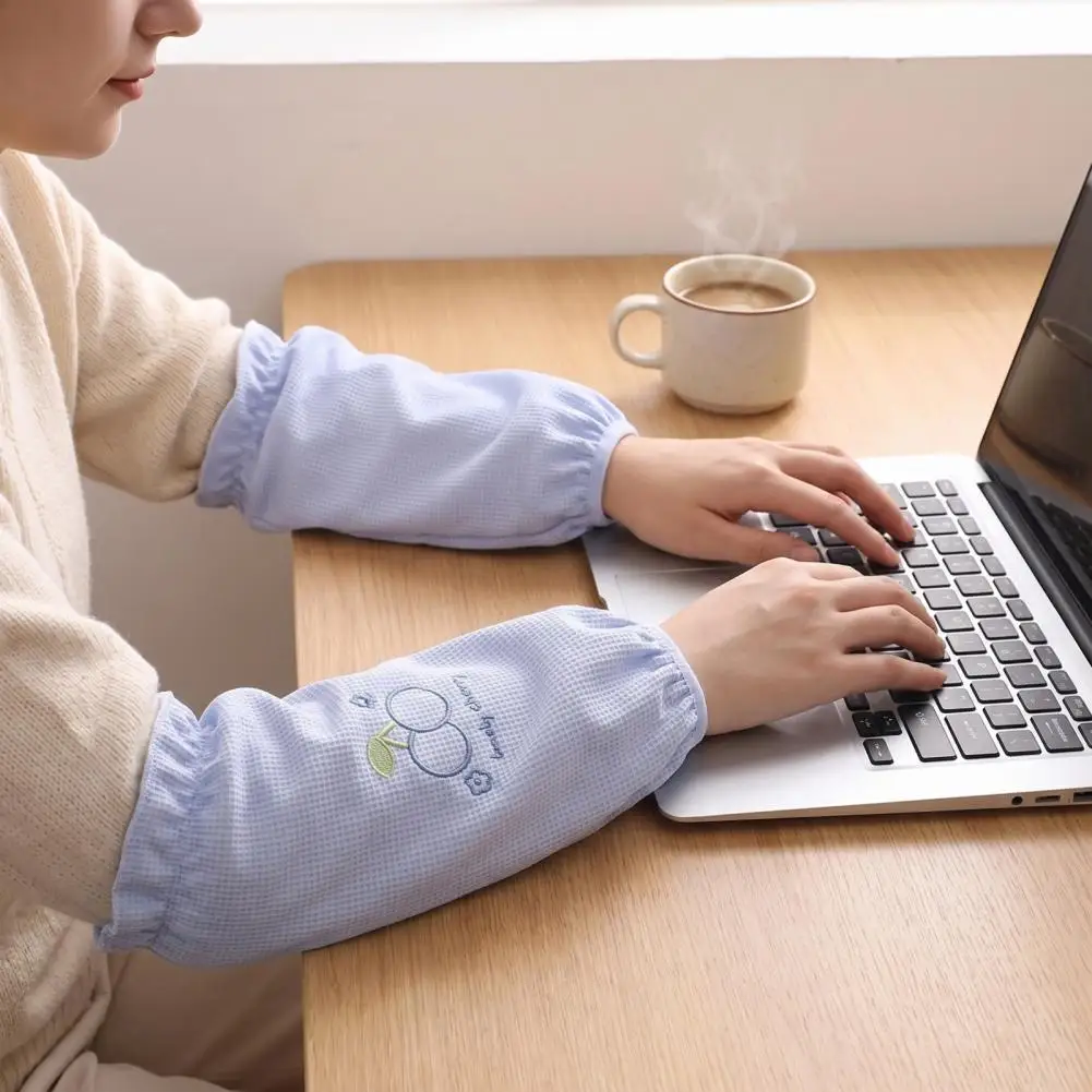 Office Typing Arm Protectors Winter Stain Resistant Sleeves Cherry Embroidery Arm Protectors Waffle Fabric for Kitchen for Women