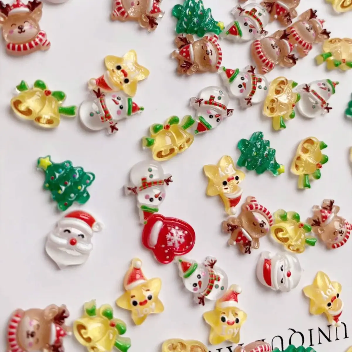 Encantos de uñas de resina de Navidad de dibujos animados 3D, lindo Papá Noel/ALCE/campana, decoración de uñas acrílicas, piezas de manicura de Navidad Kawaii, 2023