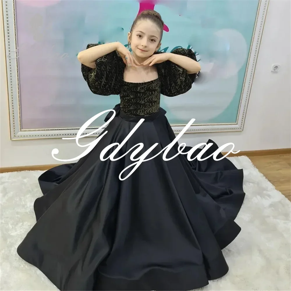 Luxury Pleat Square Neck Short Puff A Line Wedding Party Flower Girl Dress Floor Length Sweep Train First Communion Gown New