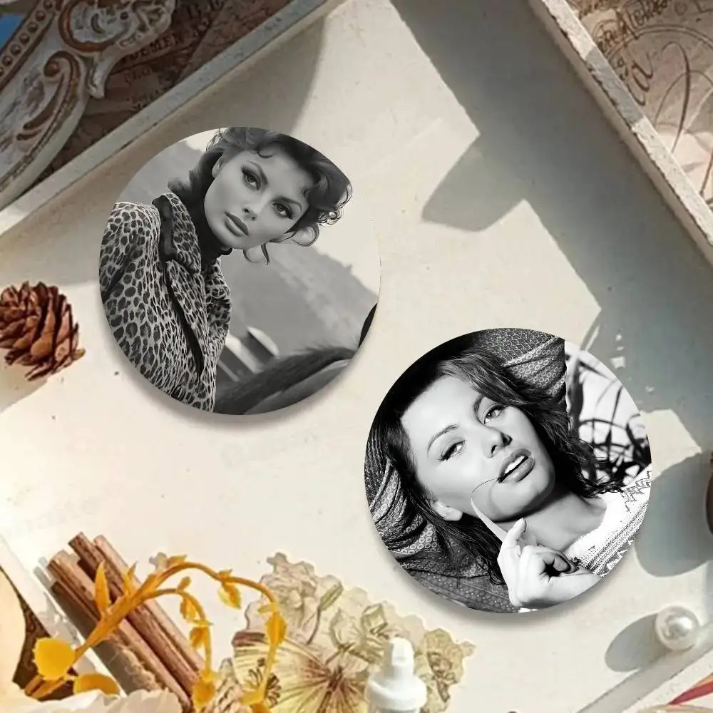 أنيمي صوفيا لورين شارة صفيح عملة بروش الملابس على ظهره اكسسوارات التلبيب دبوس #4