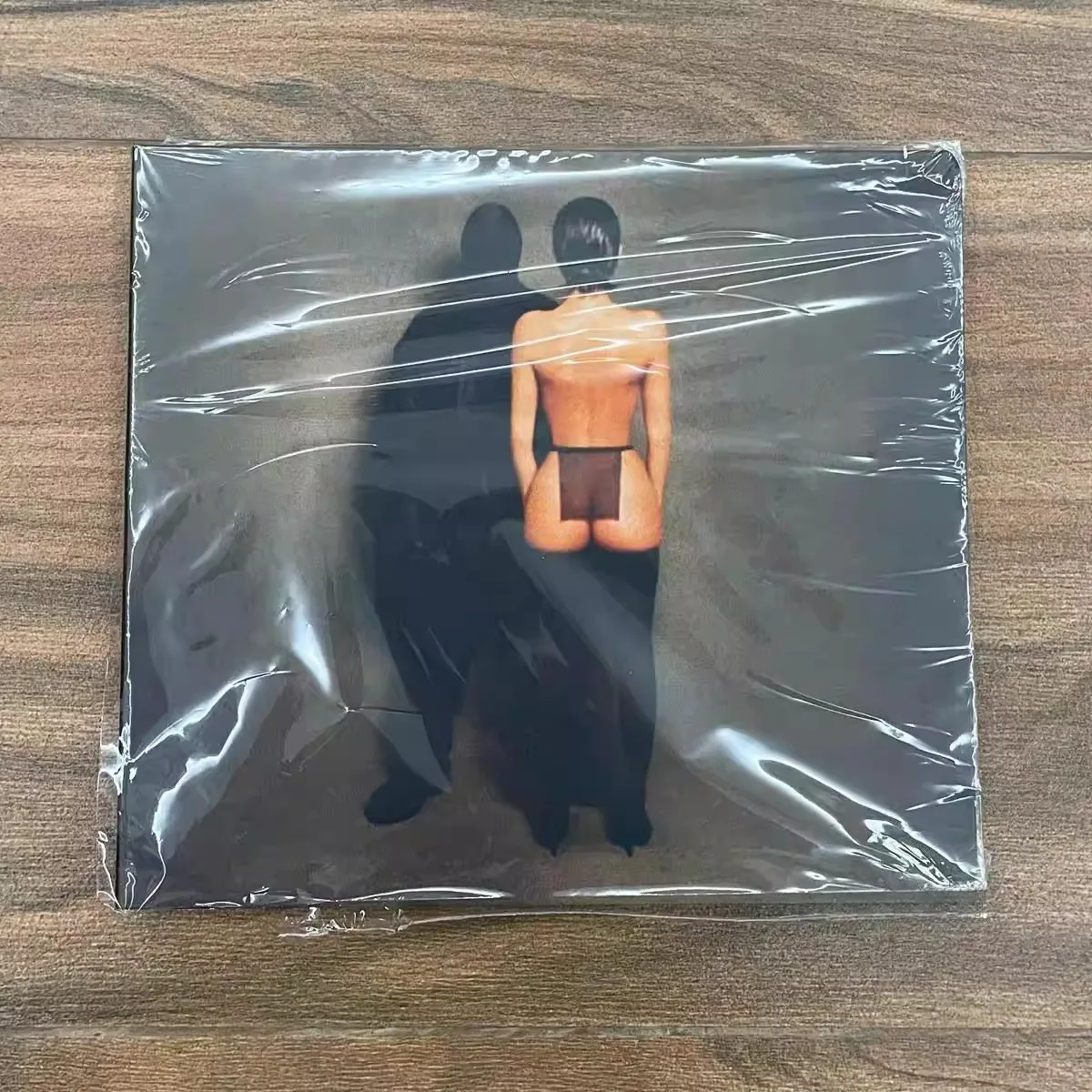 

Kanye West & Ty Dolla $ign Vultures – American Hip Hop Duo Experimental Rap Collaborative Studio Album Music Collectible