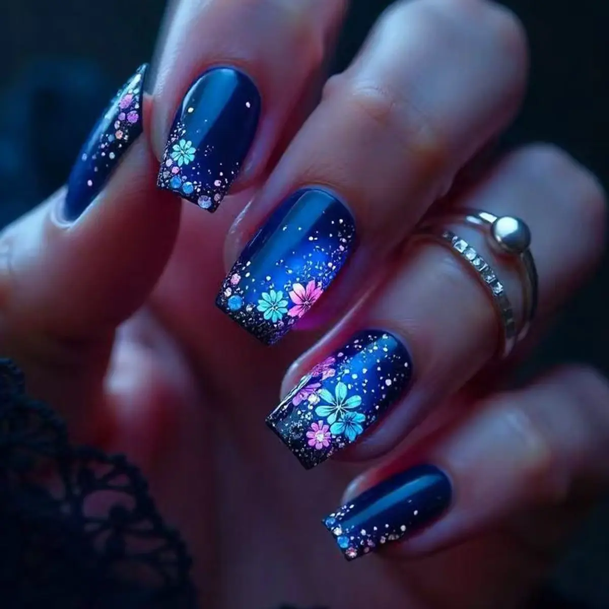 أظافر صناعية قصيرة متوسطة الحجم أرجواني أزرق أحمر بني زهور سوداء فراشة خريف شتاء مربعة أطراف أظافر باليه اضغط على أظافر صناعية #5