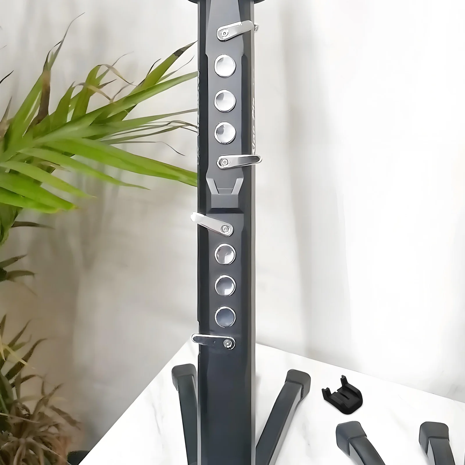 

Silicone Thumb Rest Cushion for Clarinet Anti-Slip Finger Pad Soft Comfortable Reusable Replacement Finger Rest for Instrument