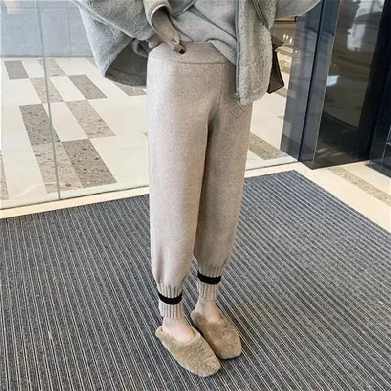 2023 New Autumn And Winter Korean Version Of Loose Bunched Feet Knitted Bloomers Fashion Show Thin Haren Pants Clothes For Women