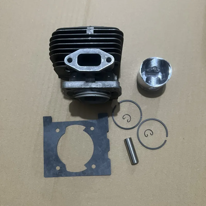 

DSH4000 CYLINDER KIT 61450048 FOR EMAK EFCO DSH4000T OLEO-MAC BCH400 BCH400T BCH400BP PISTON COMPLETE RINGS PIN CLIPS 61450442