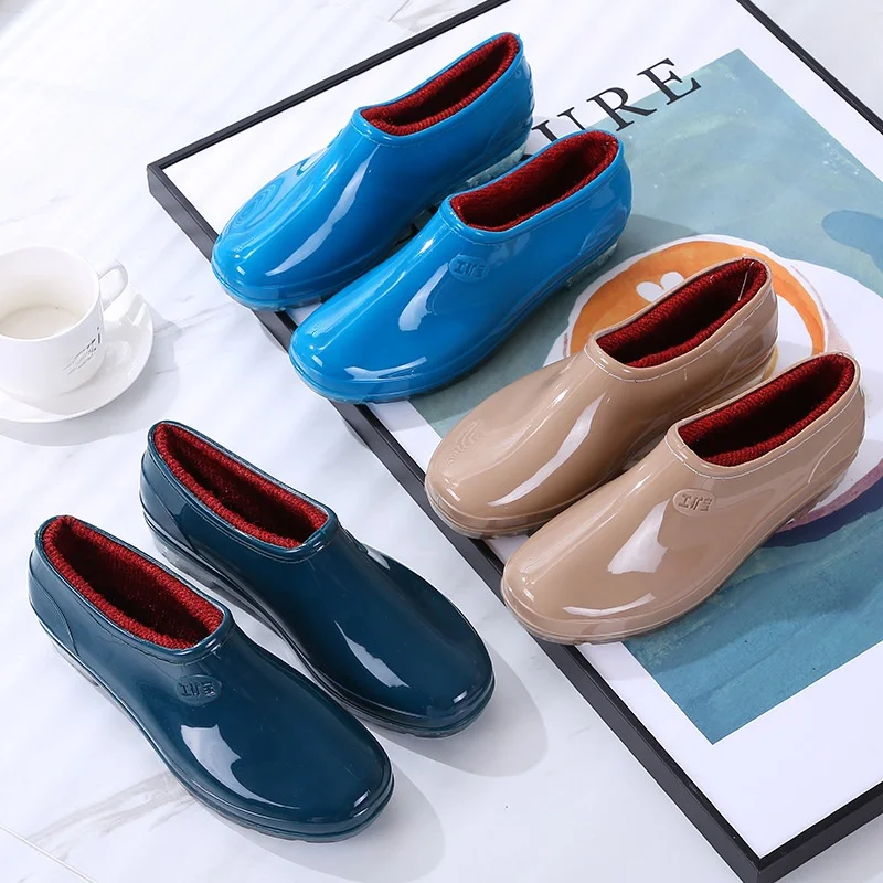 

Thickened Fleece Lined Low Cut Rain Boots Women's Kitchen Slip-On Shoe Covers Anti-Slip Warm Winter Fashionable PVC Boots