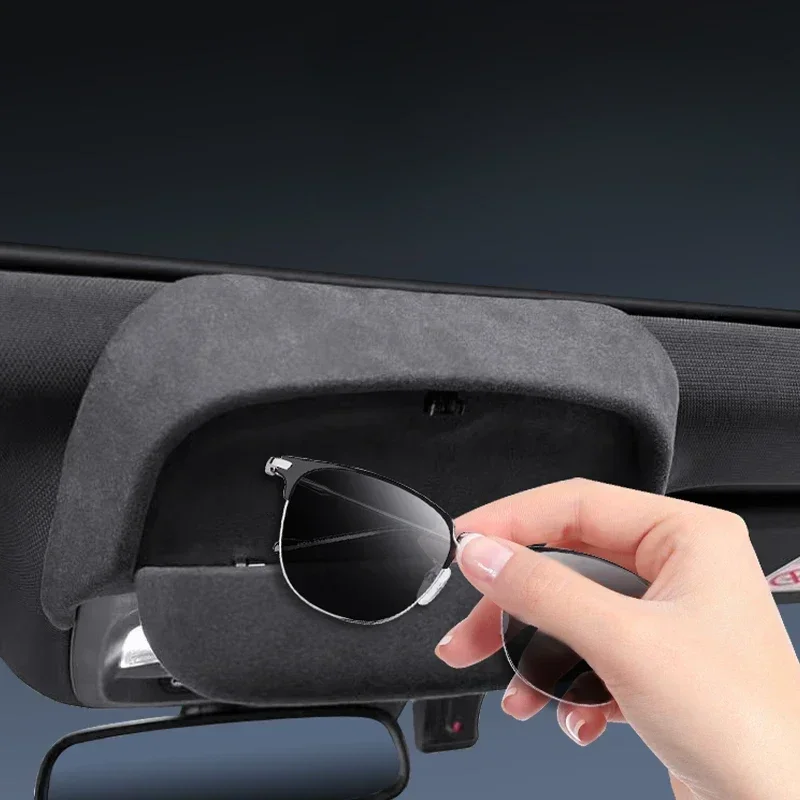 

For Cadillac CT5/CT4 2020-2024 Car Glasses Case Roof Sunglasses Scratch-proof Storage Clip Supplies Modification Accessories