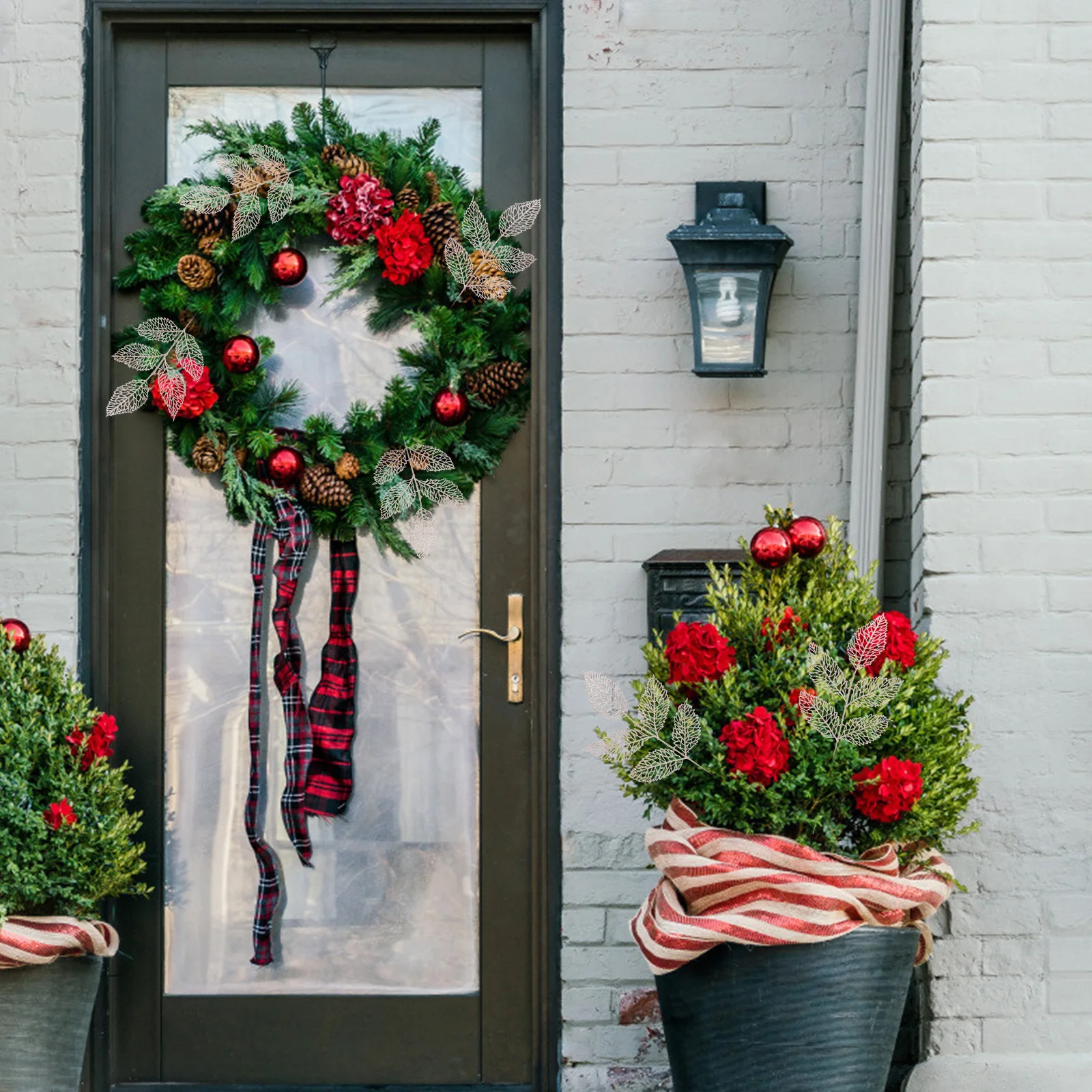 

10Pcs Christmas Artificial Leaves Decoration Simulation Leaves Xmas Tree Wreath Party Adornment Supplies Party Adornment