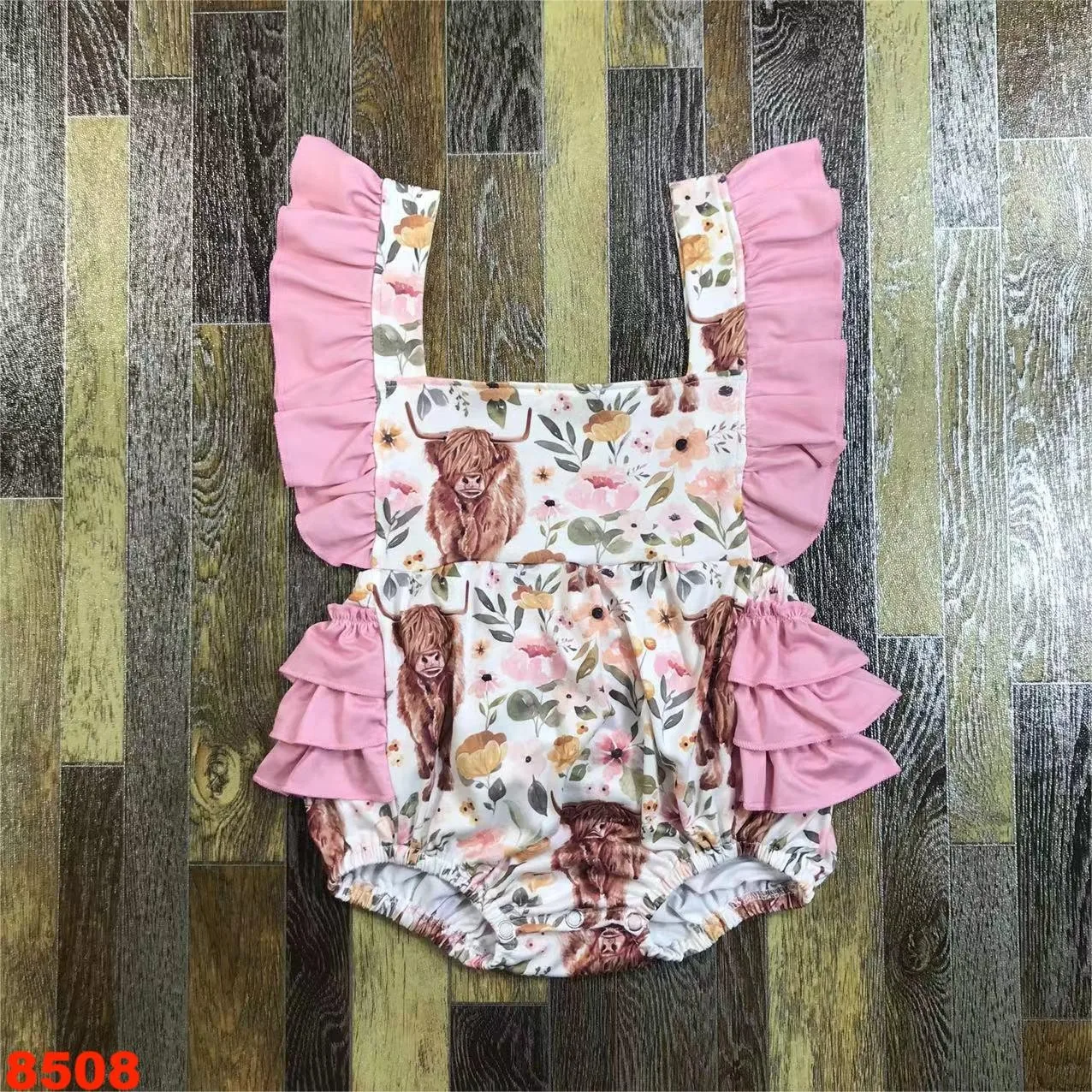 

KIds pink Little Girl romper baby clothes 0-2 years childrens jumpsuit cotton triangle climbing clothes simple casual style