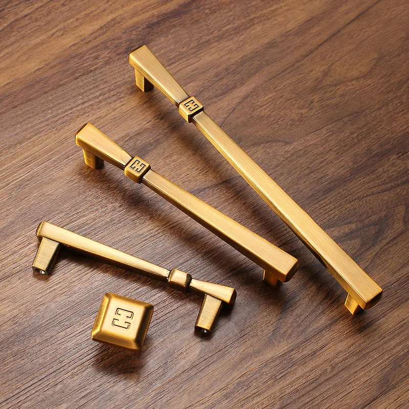96 128 192mm Retro Simple Creative Yellow Bronze Wardrobe Cupboard Door Handle Stain Gold Drawer of Cabinet Dresser Kitchen Knob