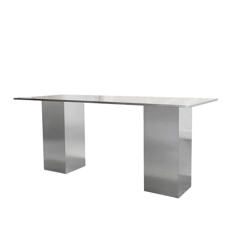 Clothing store stainless steel display props, jewelry display, industrial wind flow, placed in the middle