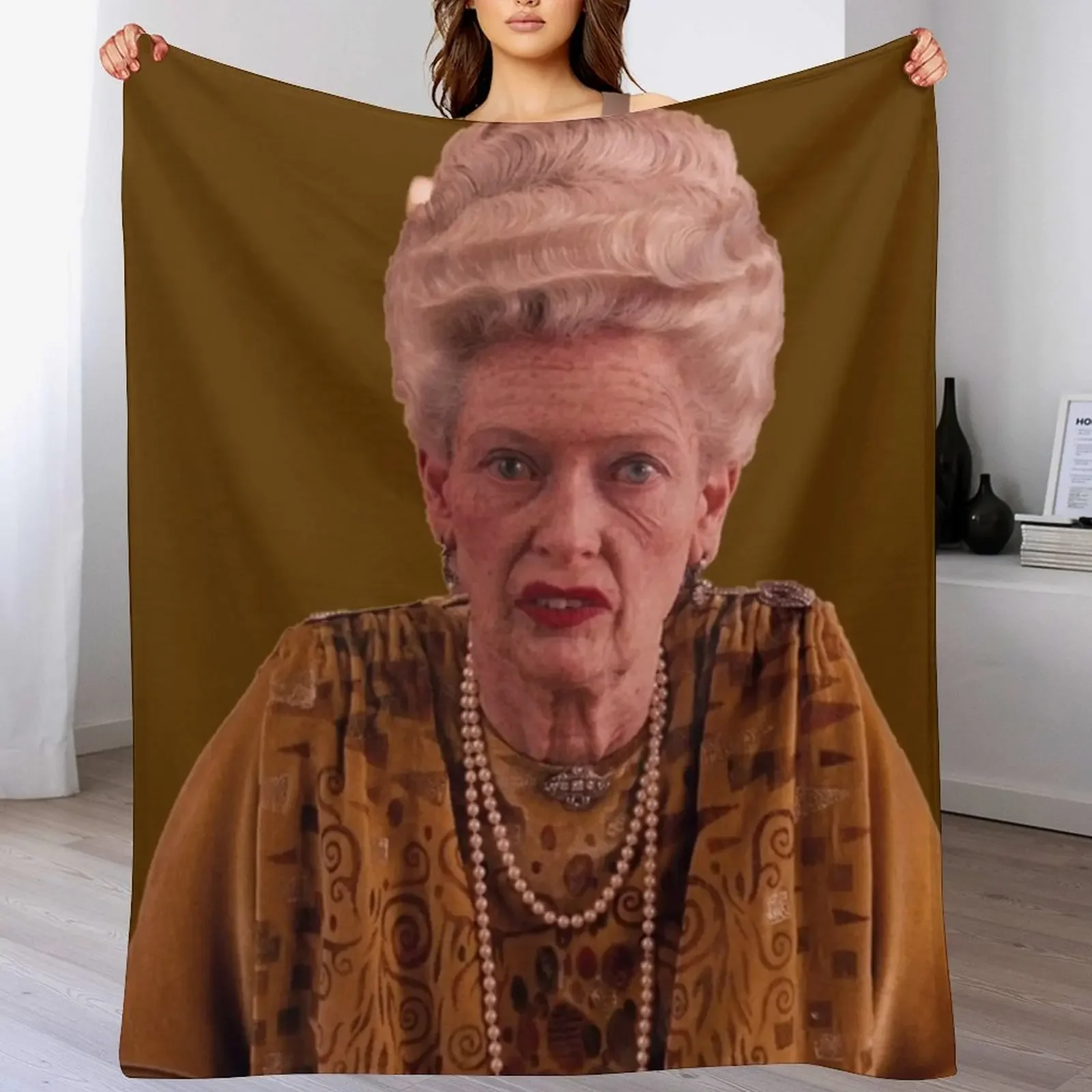 

Madame D. Throw Blanket Multi Purpose Soft Warm Blanket for Home Travel