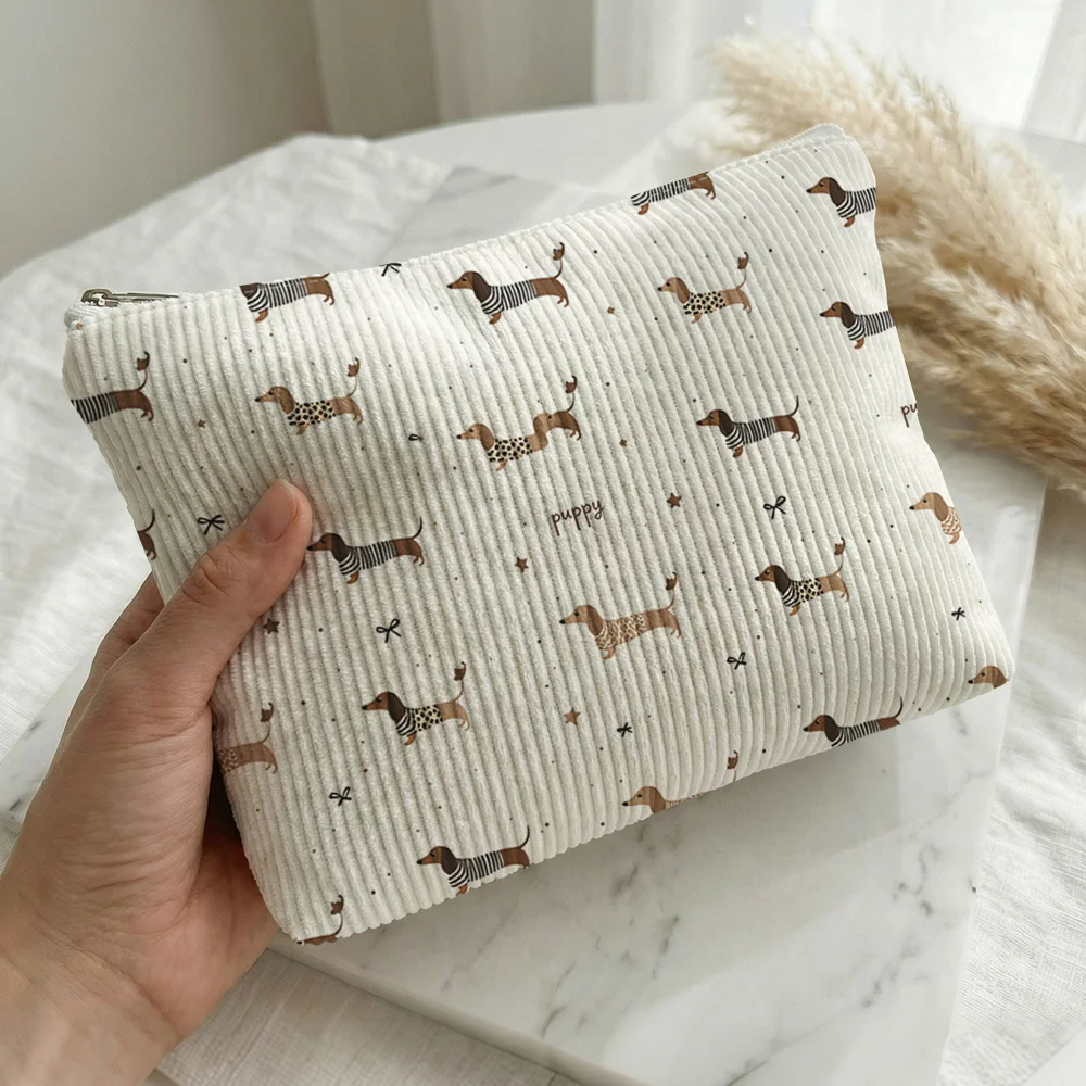 Dachshund Dog Cosmetic Bag Capacity with Smooth Zipper Fits Skincare, Makeup Toiletry Items Multi-functional for Daily Travel