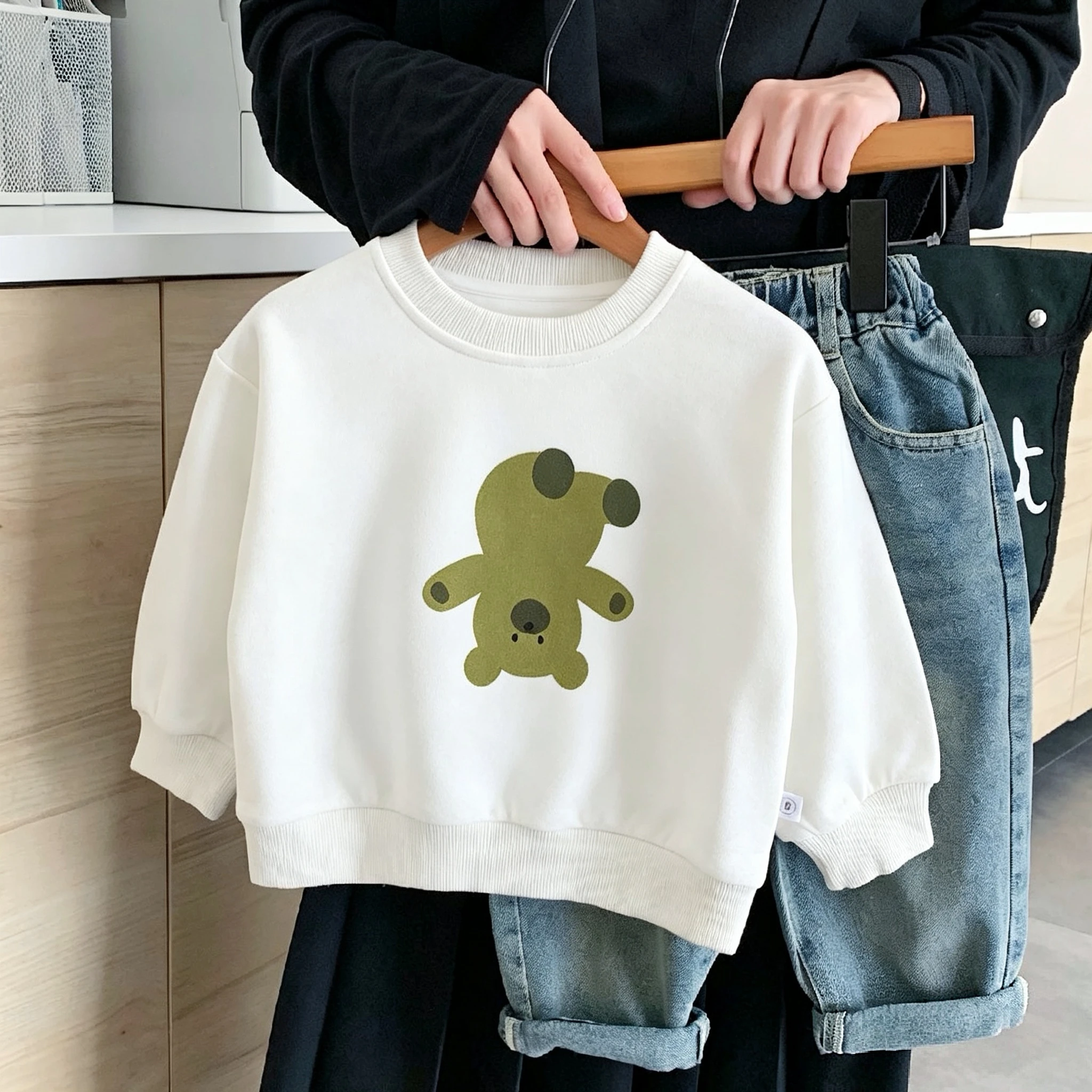 Toddler Clothes Long Sleeve Tops Autumn Sweatshirt Printed Cartoon Fashion Kids Hoodie O-neck Pullover Tops Children's Clothes