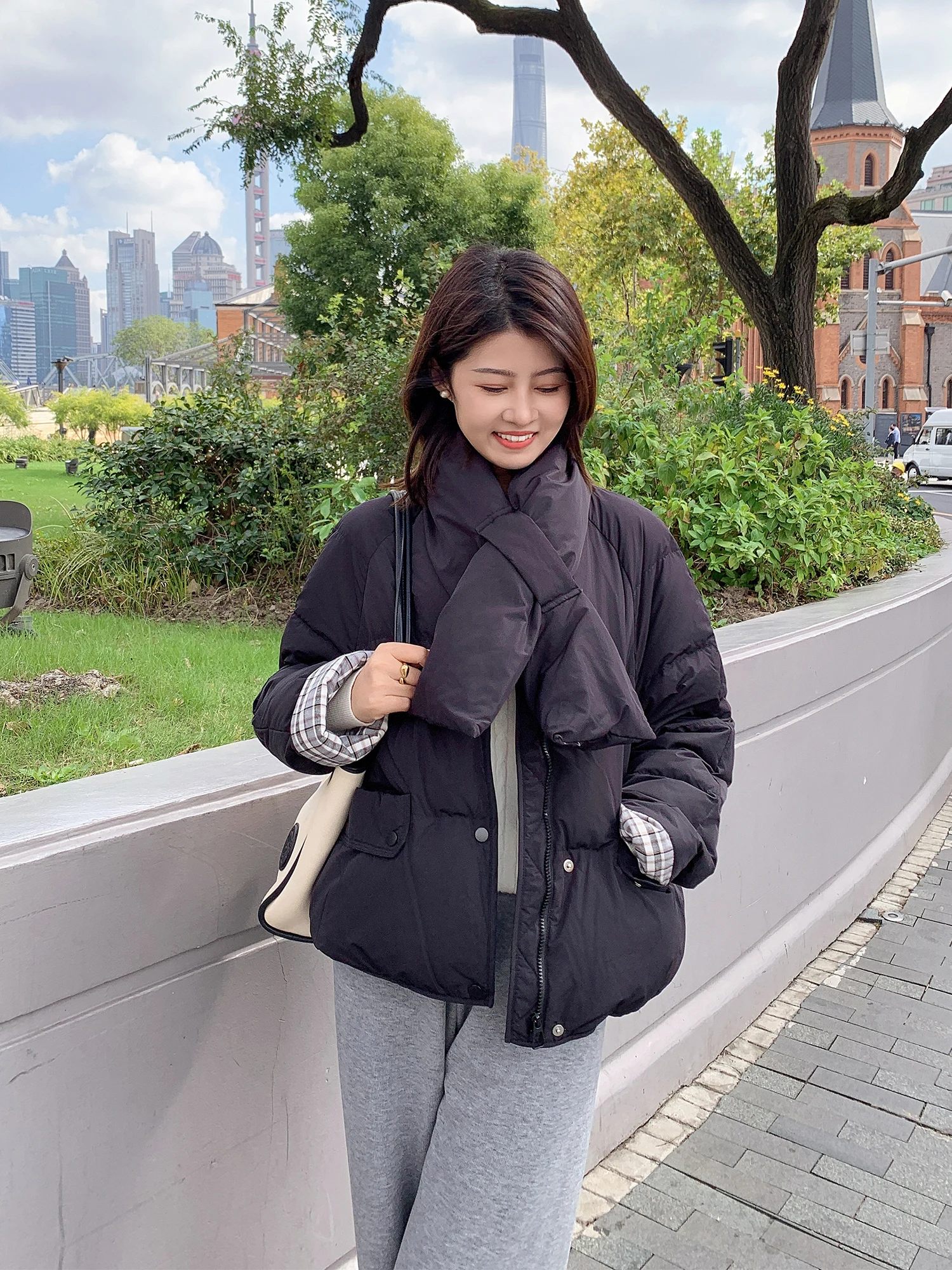 

Легкий теплый пуховик-пальто без воротника с 90% белым пухом, свободный крой, длинный рукав, для повседневной носки