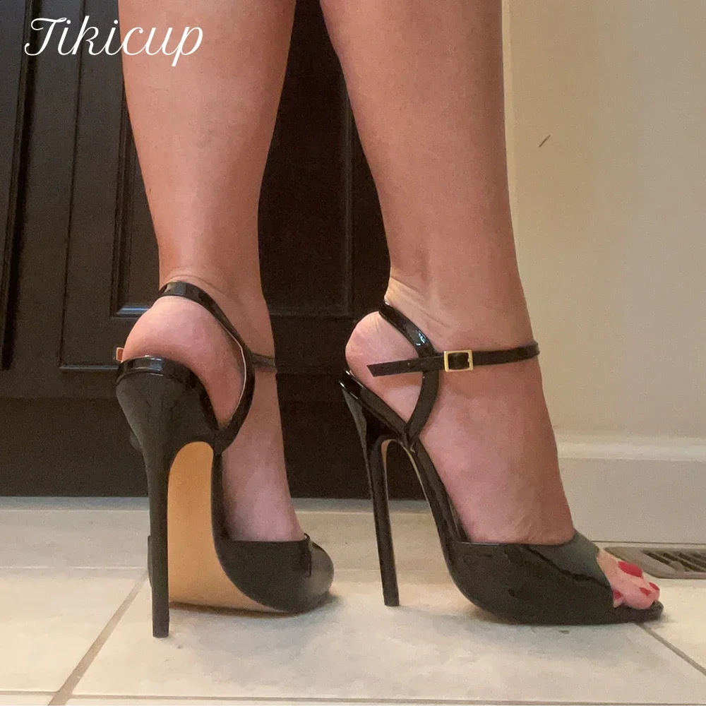 Tikicup, zapatos de tacón extremadamente alto de 14cm negros sexis de talla grande para verano, sandalias de tacón de aguja con punta abierta para mujer, zapatos fetiche para hombre Gay Unisex
