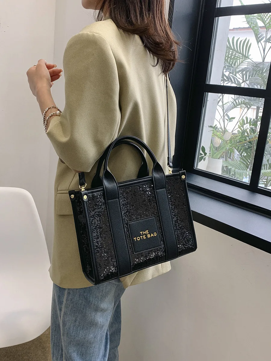 2025 Luxury Tote Bag Designer Letter Women Handbags Snake Pattern Shoulder Crossbody Bags for Women Shopper Purses