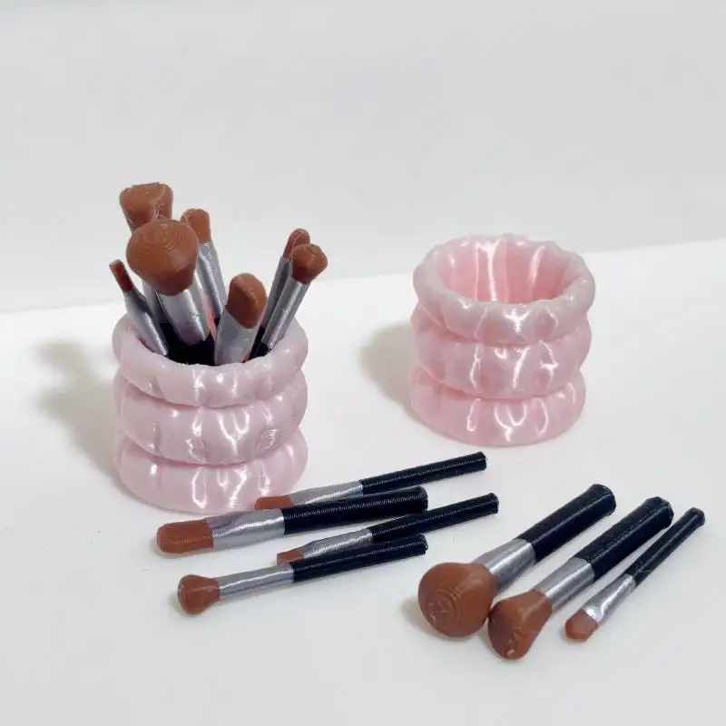Hot Sale 1 Set Doll Accessories Toys 1/12 Dollhouse Miniature Simulation Makeup Brush Pen Holder Model Ornament Scene Decoration