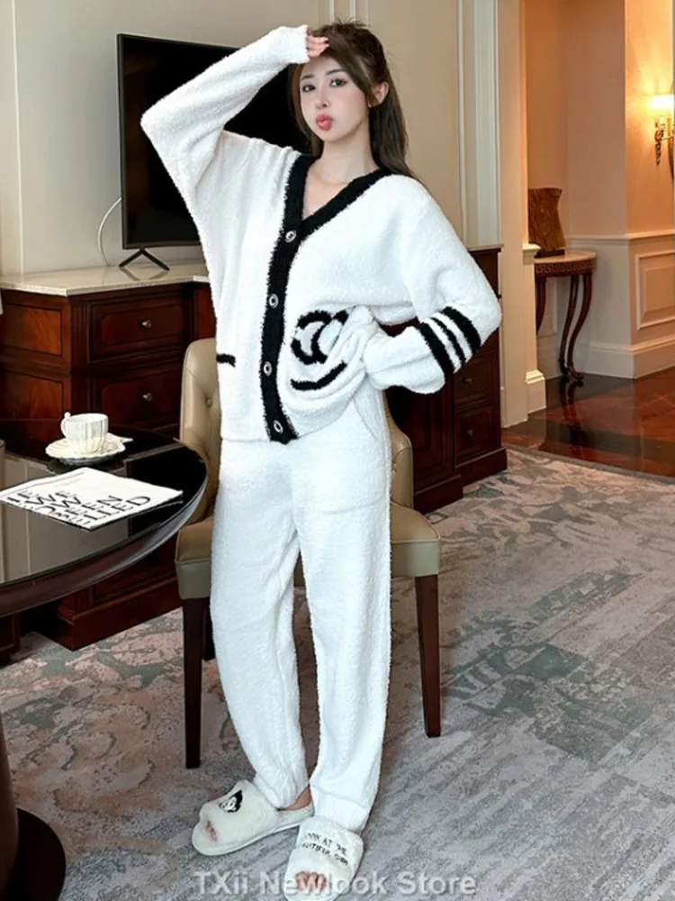 TXii New High-end Style Knitted Cardigan Pajamas Women\'s Winter Half-side Velvet Thickened Warm Outer Wearing Soft Home Clothes