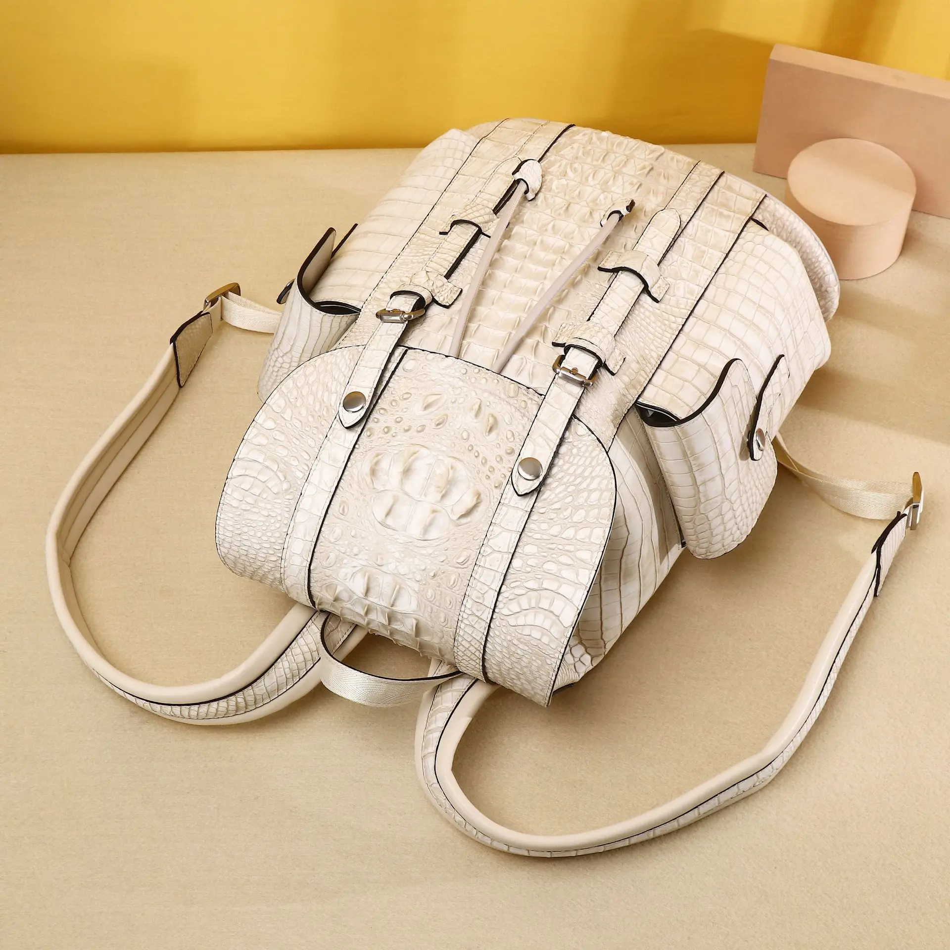 New Brand Crocodile Pattern Cow Genuine Leather Men Backpacks Real Natural Leather Backpack Boy Luxury Computer Laptop Bags