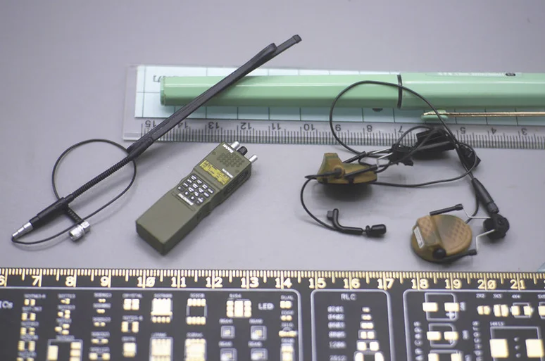 

Наушники EASY & SIMPLE ES26044s 1:6th sodier team Radio для 12 дюймов