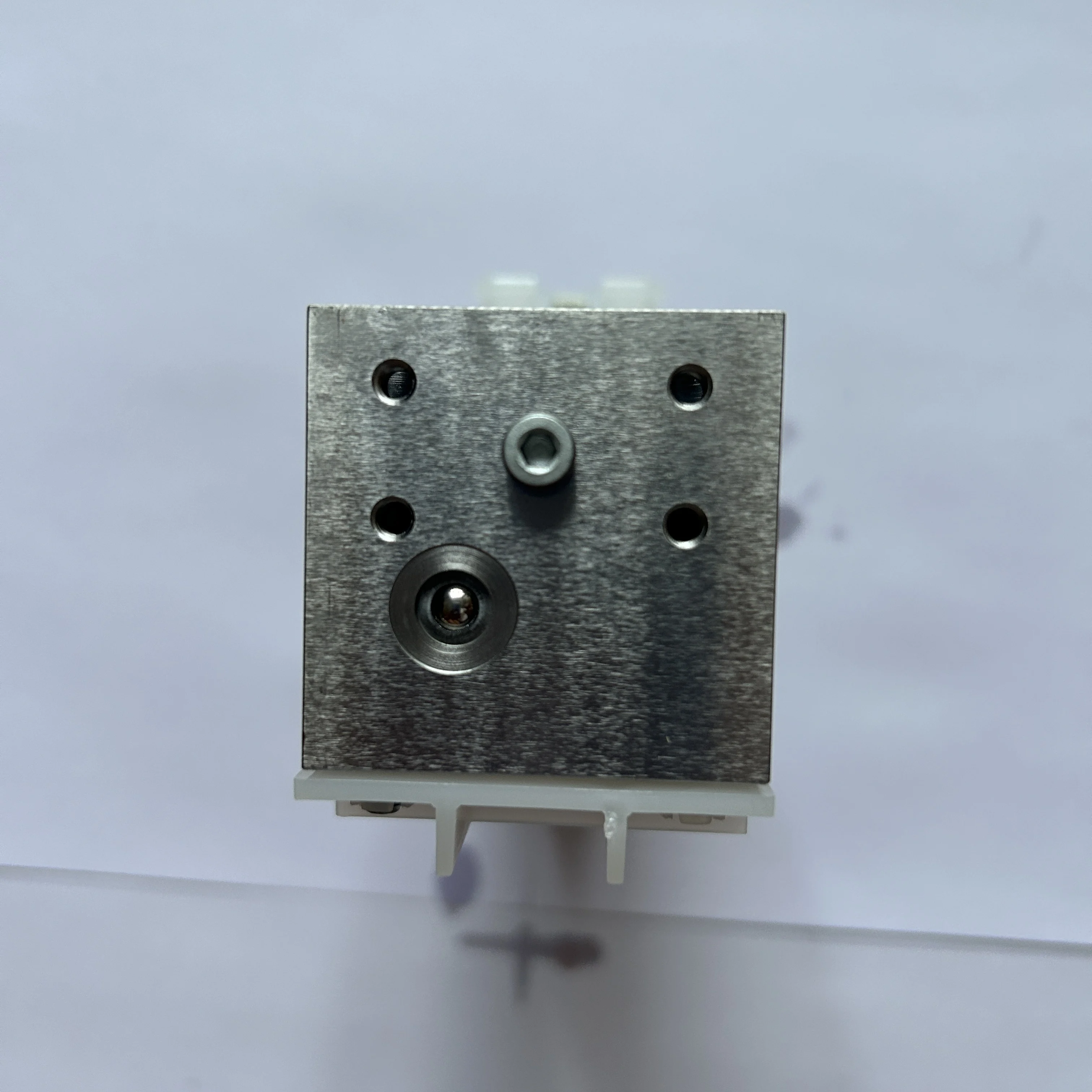 HCD VALVE D1SE30BNJW New Condition Hydraulic Solenoid Ball Valve