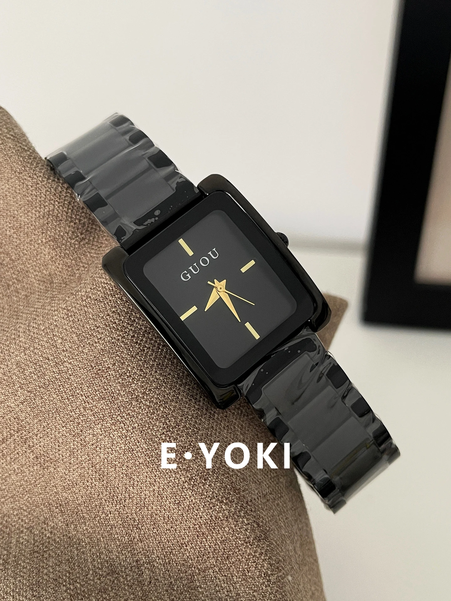 

Elegant ladies watch black stainless steel strapfashionable and highend women'squartz watch female gift fashionable quartz watch