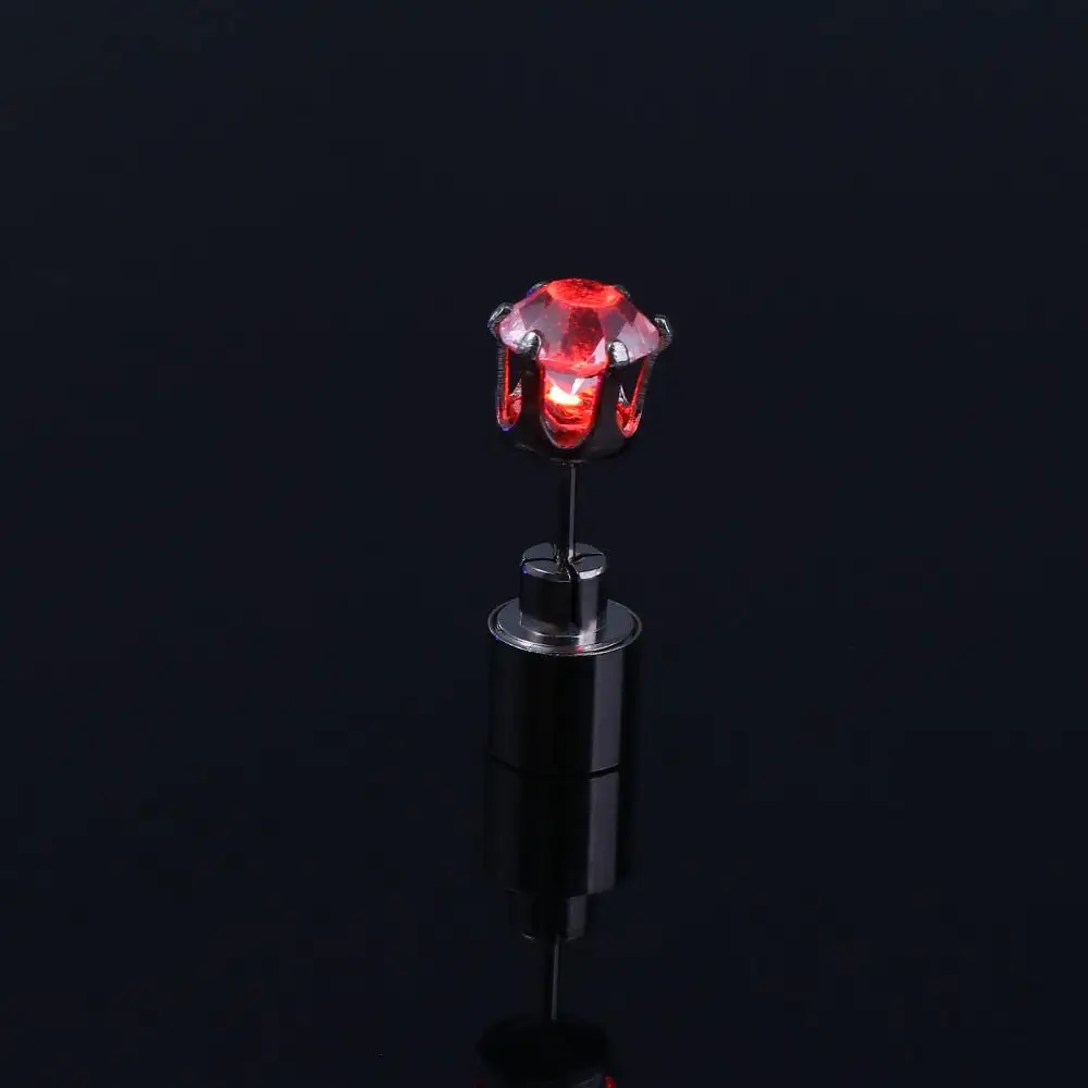 LED مضيئة الرجال الأقراط بار حلية وامض الأقراط الماس الأقراط الإناث الأذن ترصيع توهج الأقراط تضيء الأقراط