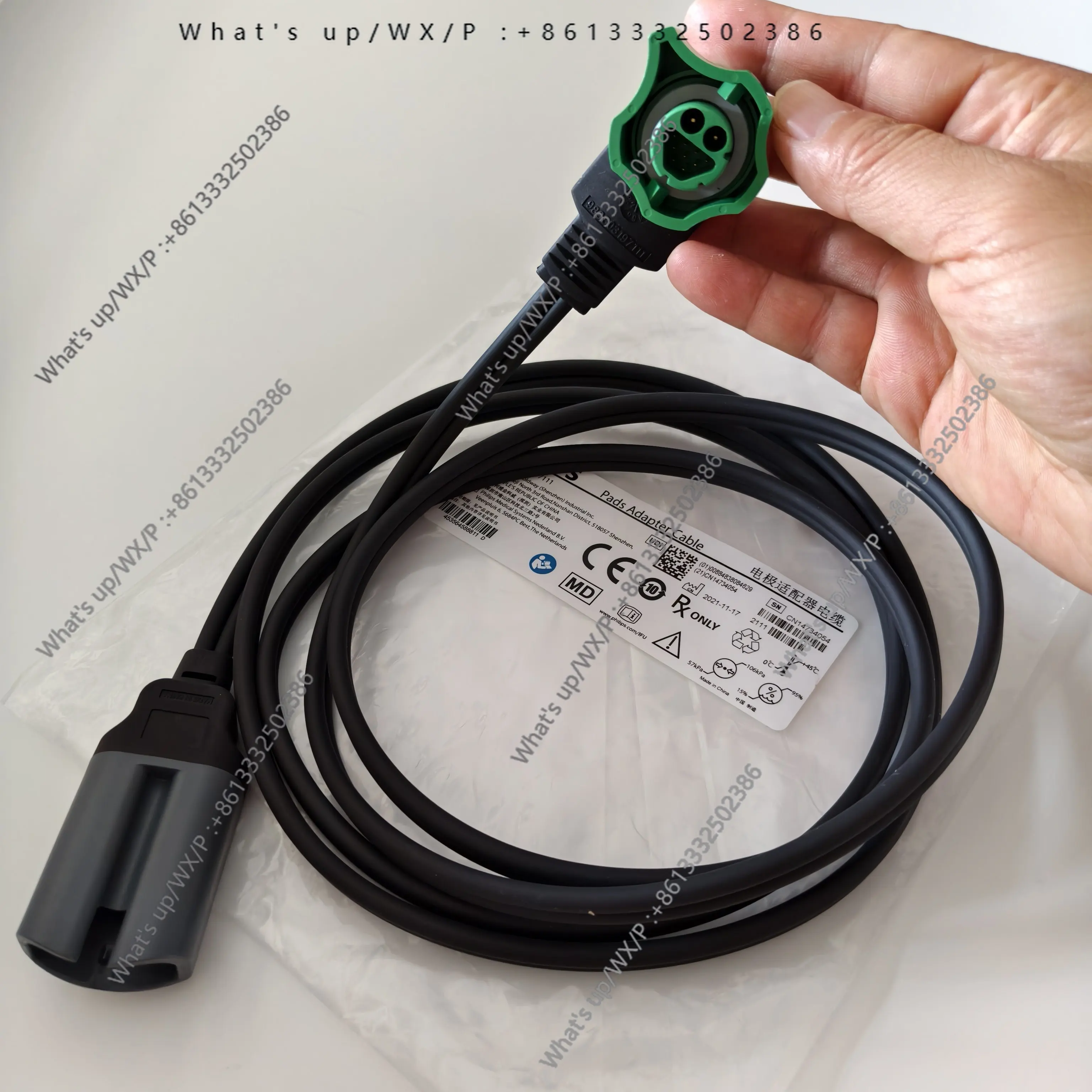 The AED cable can be connected to M3713A order number 989803197111 or M3508A.