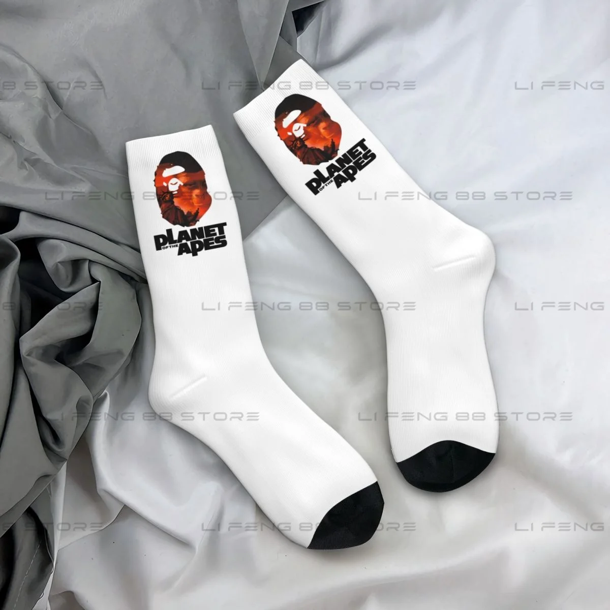 Gorilla Face Apes Movie Men Women Socks Outdoor Novelty Spring Summer Autumn Winter Stockings Gift