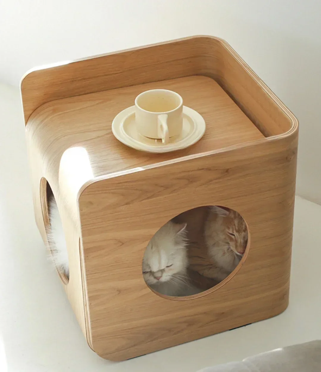 Pet Home Design Curved Wood Bedside Table Cat Nest House Multifunctional Cat Bed