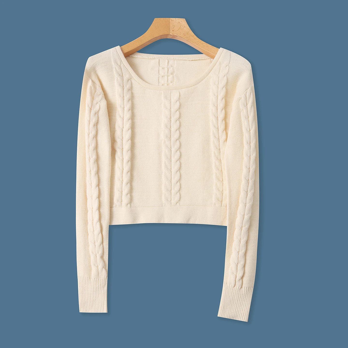 เสื้อสเวตเตอร์เนื้อนุ่ม สวมใส่สบาย ทรงหลวม คอกลม สีพื้น สำหรับฤดูใบไม้ผลิและฤดูใบไม้ร่วง รุ่นใหม่ แฟชั่นผู้หญิง ช่วยลดเลือนริ้วรอย