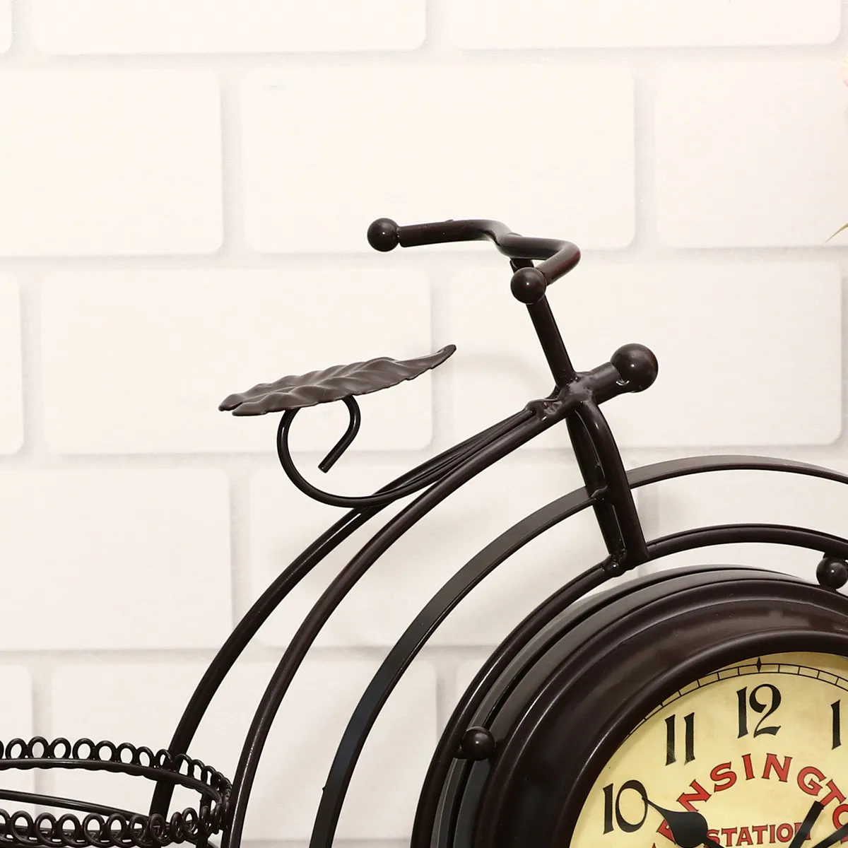 1Pcs Bike Clock Iron Craft Ornament Creative Desktop Decor for Home Office Store Decoration Vintage Style