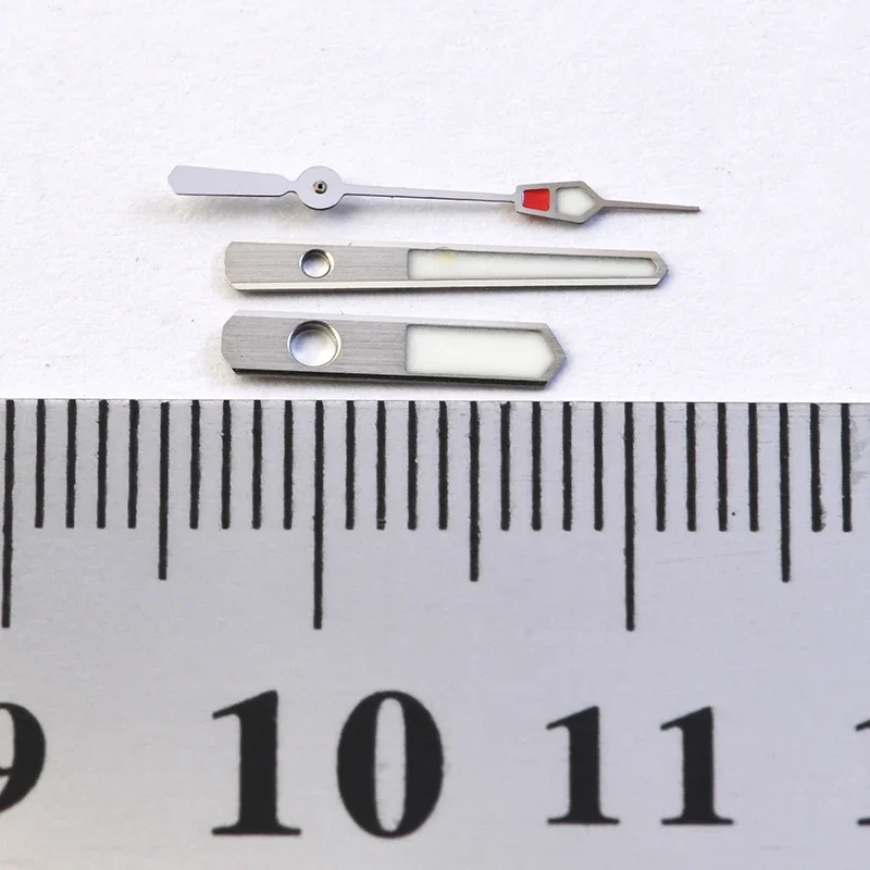 ساعة غوص HEIMDALLR عالية الجودة من الفولاذ المصقول SBDX/SBBN يد خضراء/زرقاء مضيئة مناسبة للحركة الأوتوماتيكية NH35A/NH36A