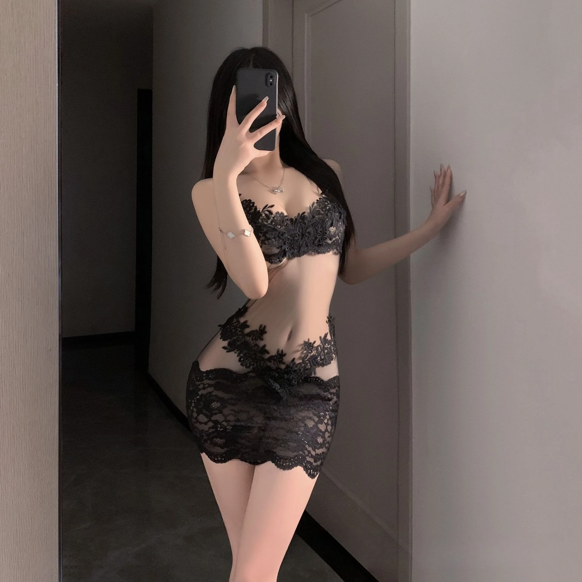 Conjunto de lencería sexy para sirvienta: body de encaje Pure Desire con entrepierna abierta, disfraz de juego de rol erótico y ropa de dormir seductora