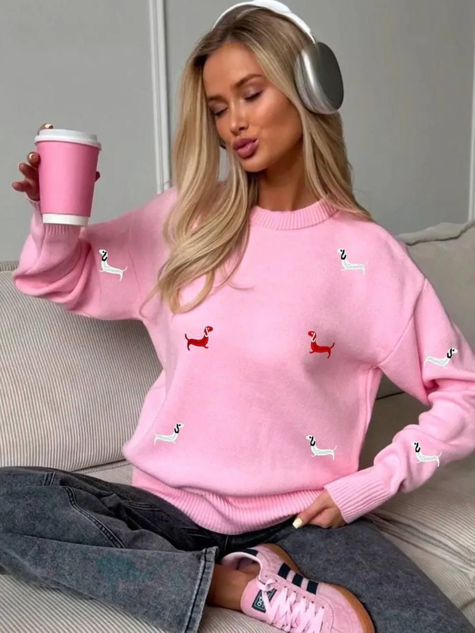 

New Autumn And Winter Sweater, Women's Round-neck Long-sleeved Dog Embroidered Casual Knitted Sweater Pullover