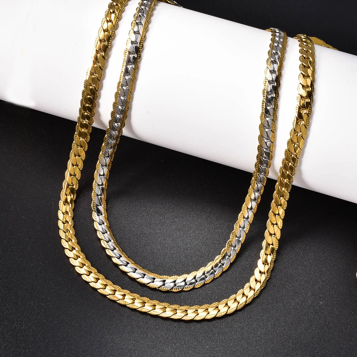 Cuban Chain For Men Stainless Steel Polished Flat Link Necklace Trendy Street Style Layering Neck Jewelry Accessory Present