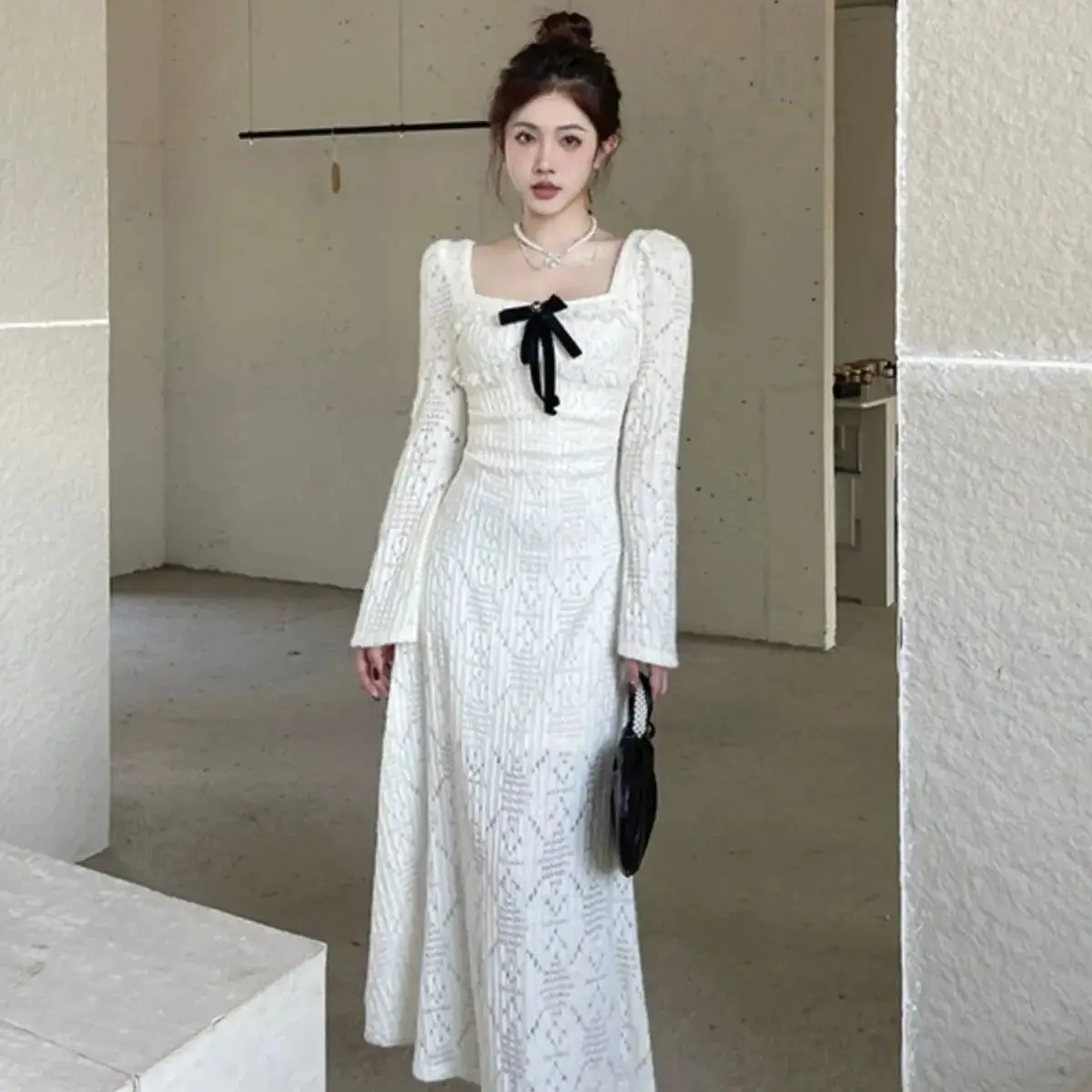 

Lace Apricot Dress Female Autumn 2024 New French Advanced Sense Gentle Wind Temperament Slim Bow Dress