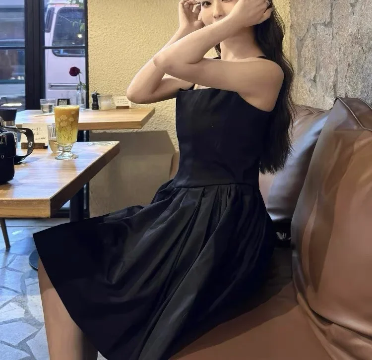 

2023 весенне-летнее женское новое платье на подтяжках, черное облегающее вечернее мини-платье без рукавов