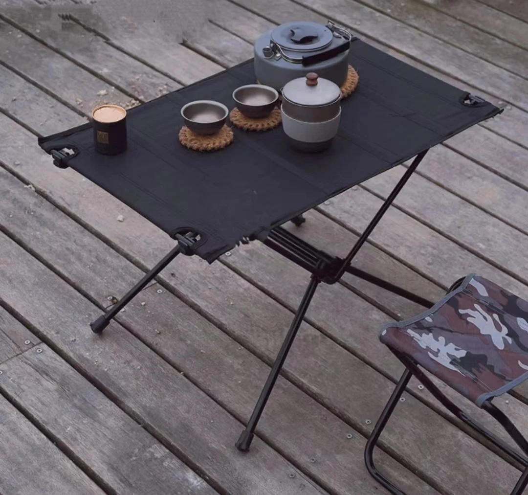 

Outdoor Camping Portable Folding Table Aluminum Alloy Moisture-Proof Heat-Insulating 20KG Capacity Gym Outdoor Furniture