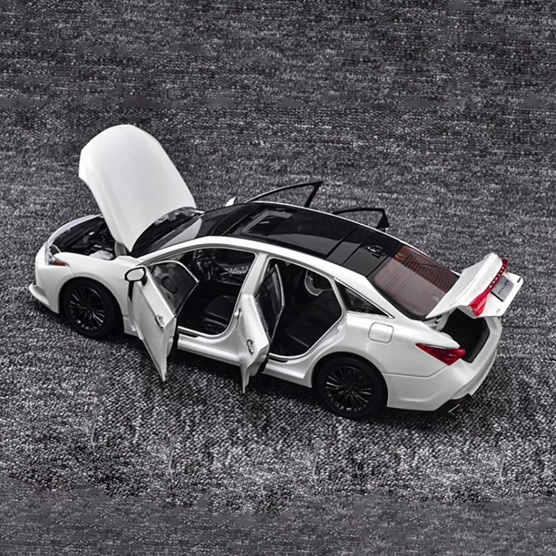 Original Diecast 1:18 Scale AVALON Alloy Car Model Simulation Toy Finished Product Collection Gift Static Model Display