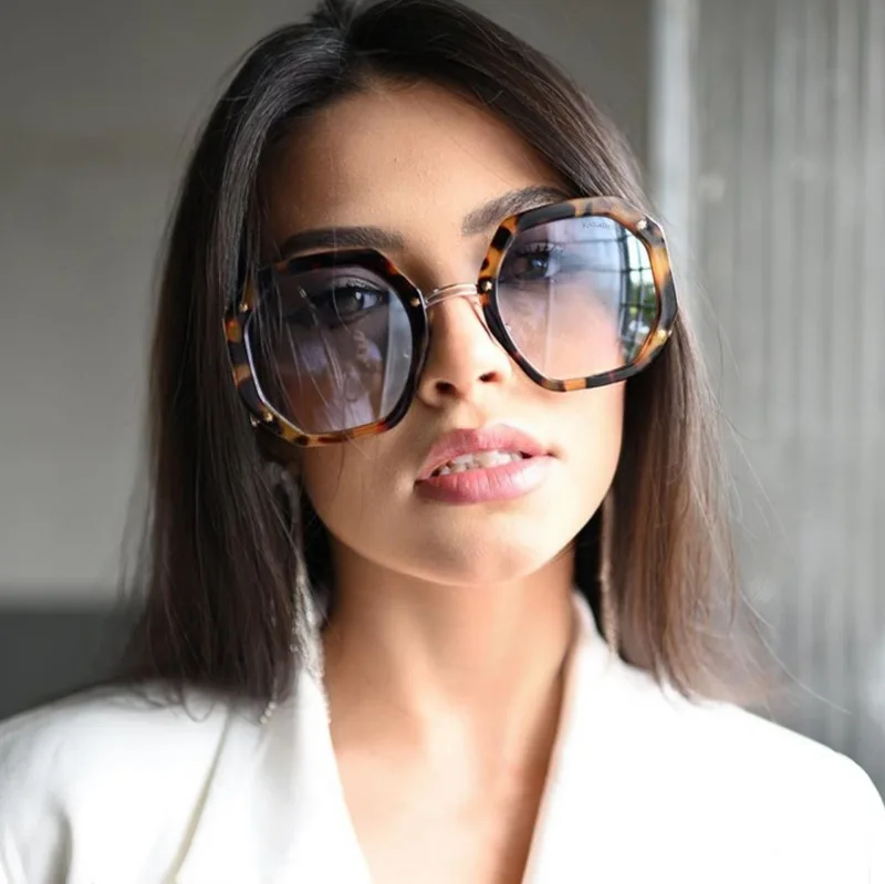 

Luxury Brand Anti Blue Light Polygon Round Reading Glasses Women Fashion Design Glasses girls Transparent Eyeglass Frame