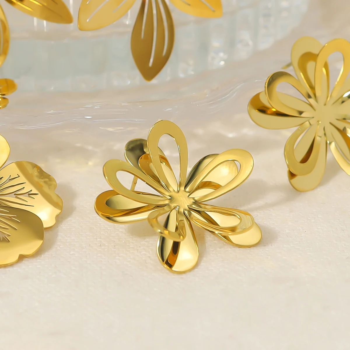 WILD & FREE Vintage Flower Stainless Steel Drop Earrings for Women 18K Gold Plated Exquisite Trendy Tarnish Free Jewelry Gift