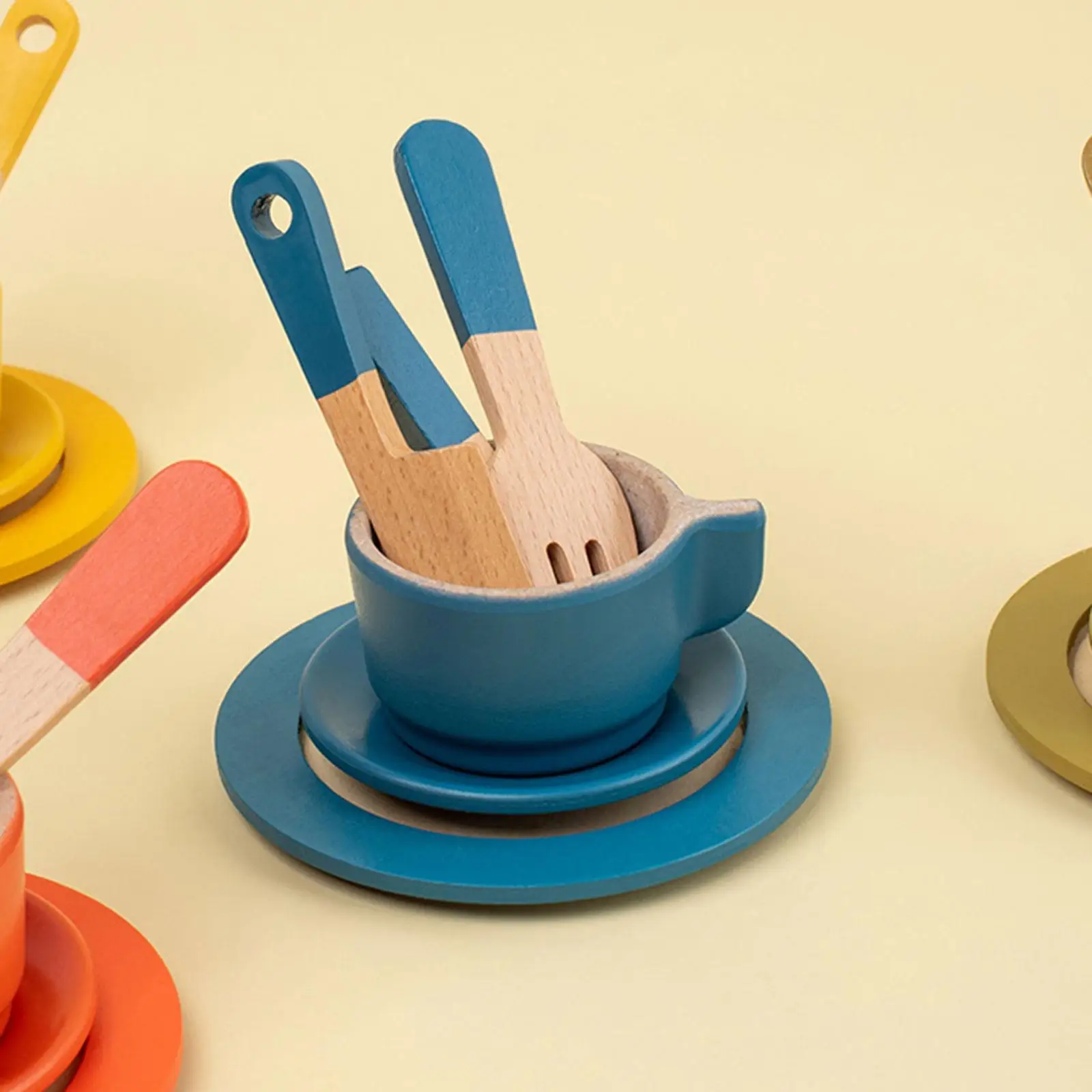 ensemble-de-vaisselle-en-bois-pour-enfants-ideal-pour-les-jeux-de-cuisine-et-les-fetes-du-the-avec-tasses-cuilleres-et-fourchettes-pour-les-petites-filles-et-les-tout-petits